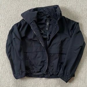 Lululemon Athletic Crop Running jacket with removable hood